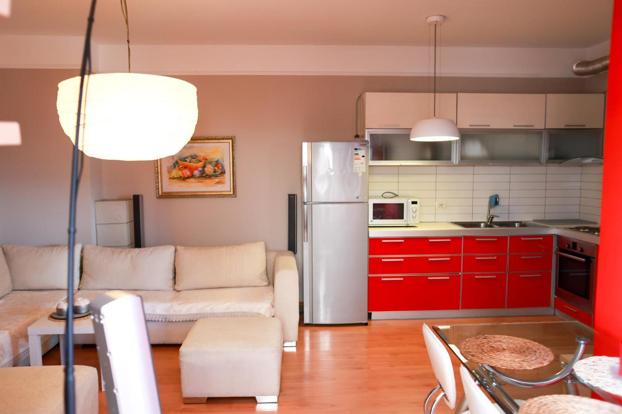 Cherry Apartment Tirana Esterno foto